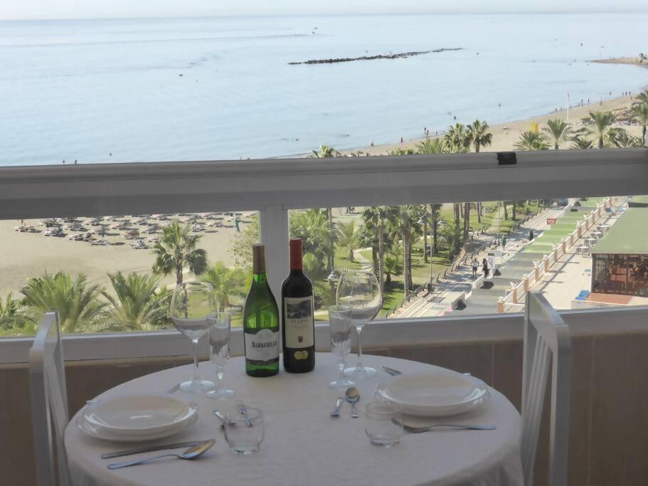 Estudio Nefeli Primera Linea Playa Amazing Views Benalmádena Εξωτερικό φωτογραφία